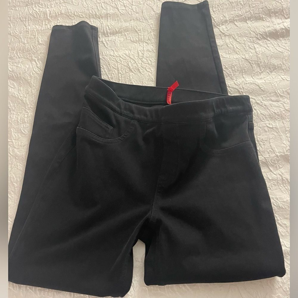 Spanx black slim pull on‎ pants, size medium
